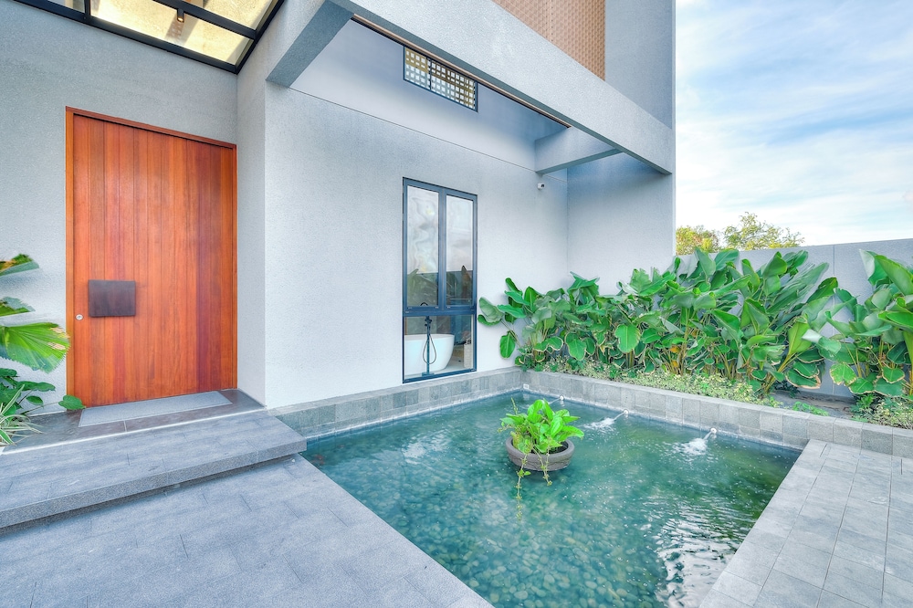 Villa Brandon by Nakula