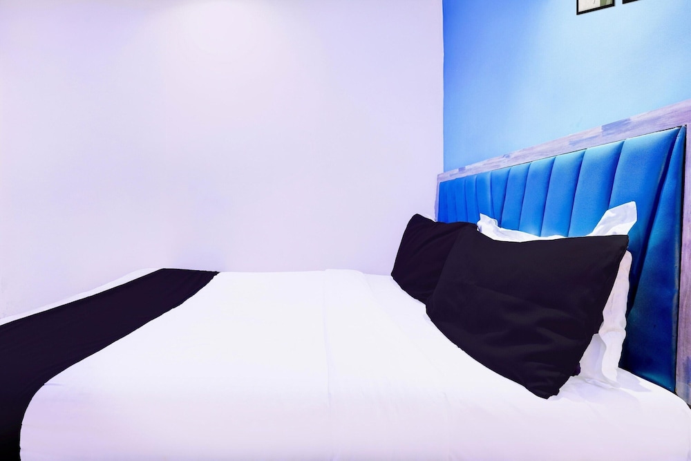 Cozy Stays at Goregaon Near Film City Mumbai