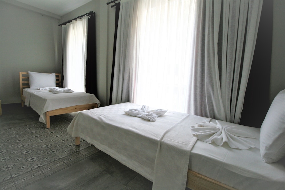 Archeo Hostel - Adults Only