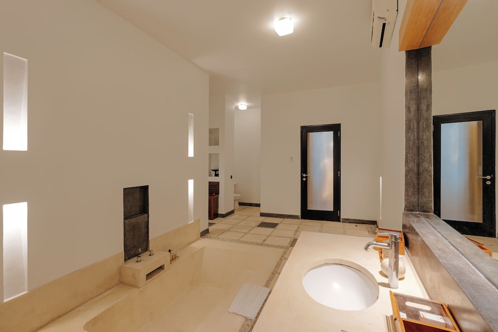 The Seminyak Suites Private Villas