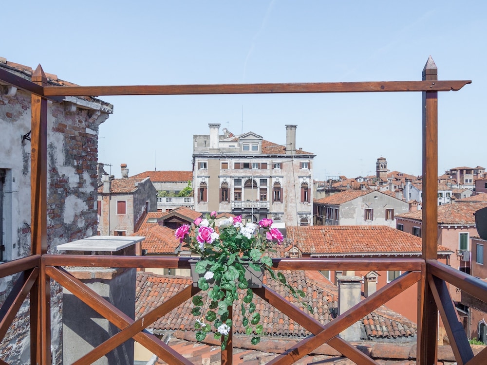Venice Palace Tintoretto