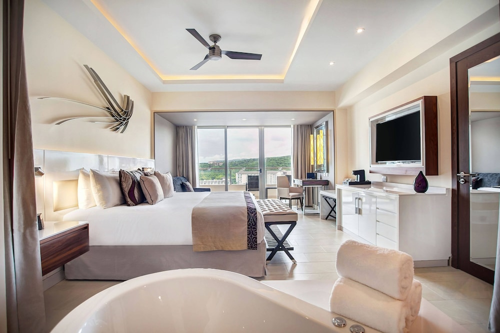 Jamaica Vacations - Royalton Blue Waters Montego Bay, An Autograph Collection All Inclusive Resort - Property Image 34