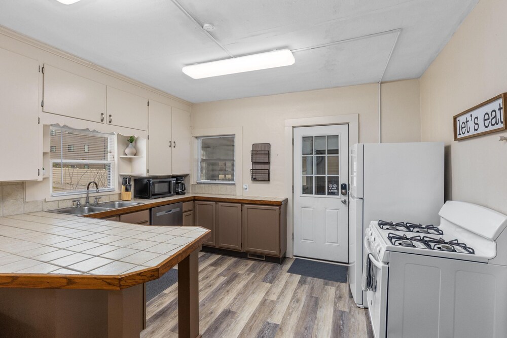 HIstoric 4 BR Near Fulton St