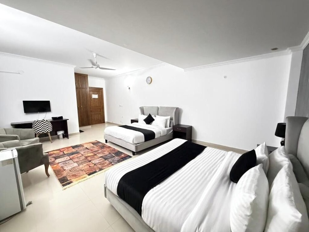 Rhodium Hotel ONE