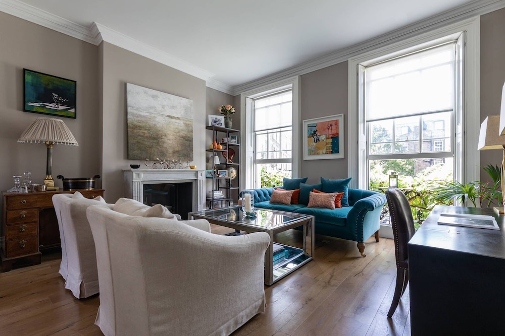 Clarendon Street by Onefinestay