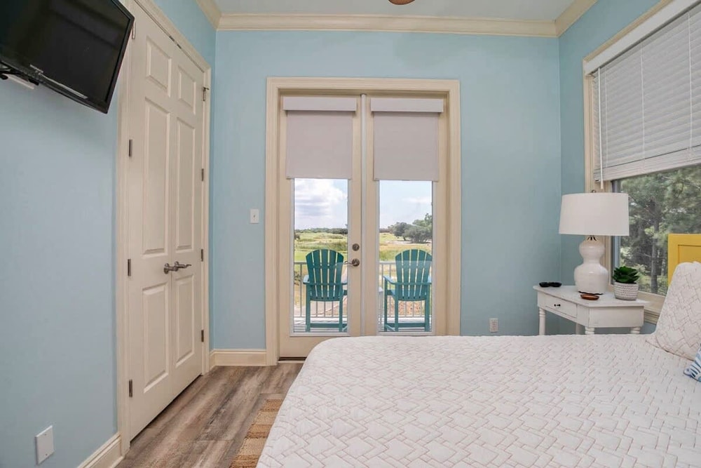 Beach Walk Retreat Heated Pool Golf Views Main Guest House Sleeps 15