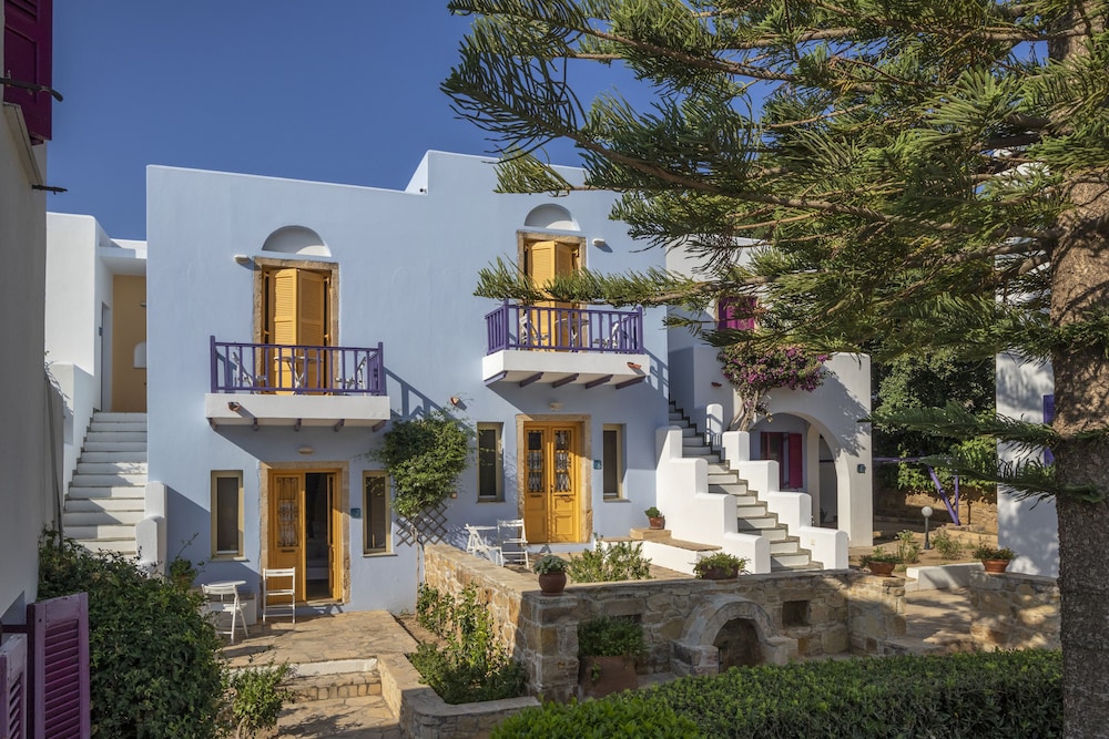 Hotel Nefeli