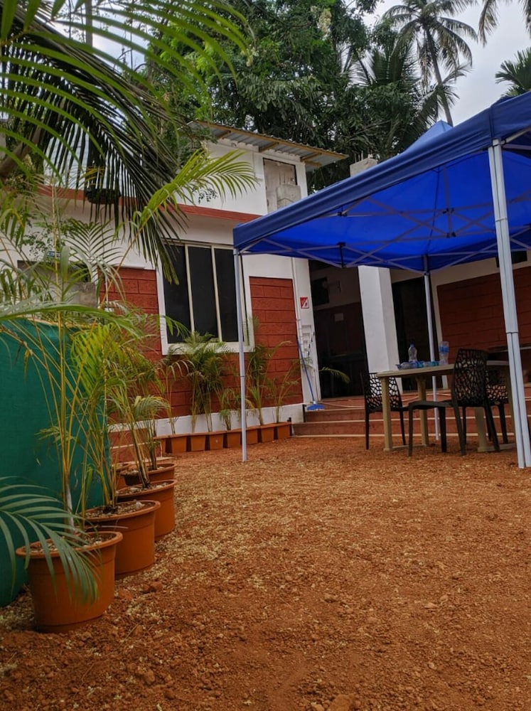 Soham Beach Resort, Diveagar
