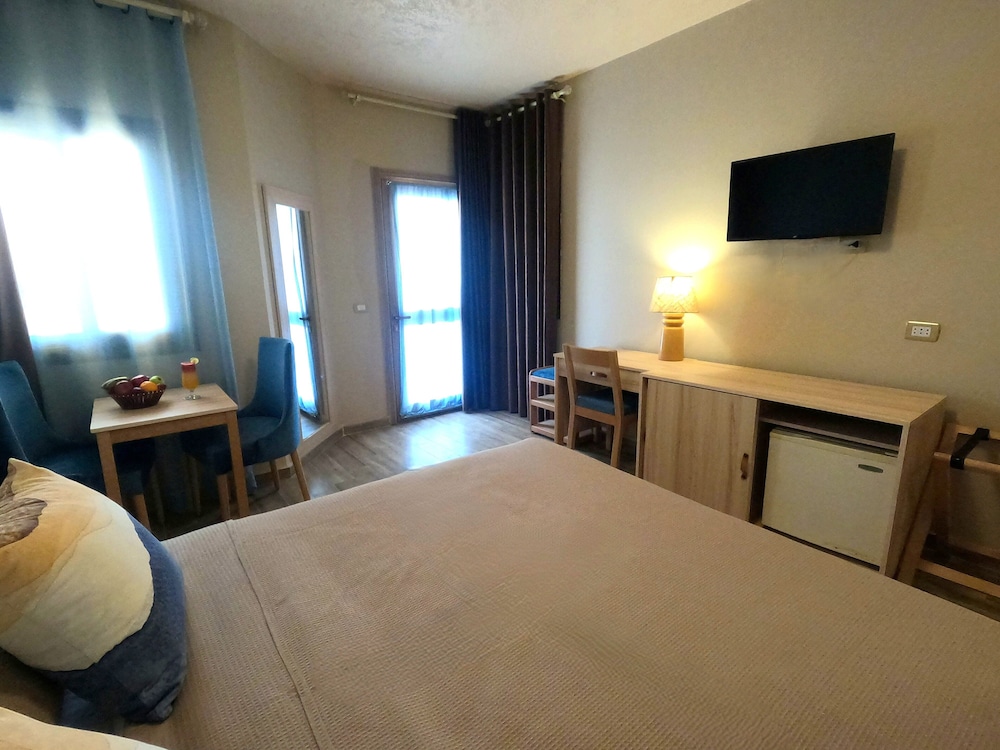 Mangrove Bay Resort