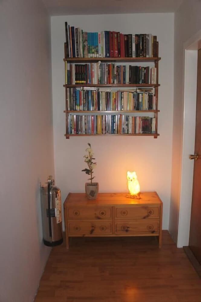 Photo 33