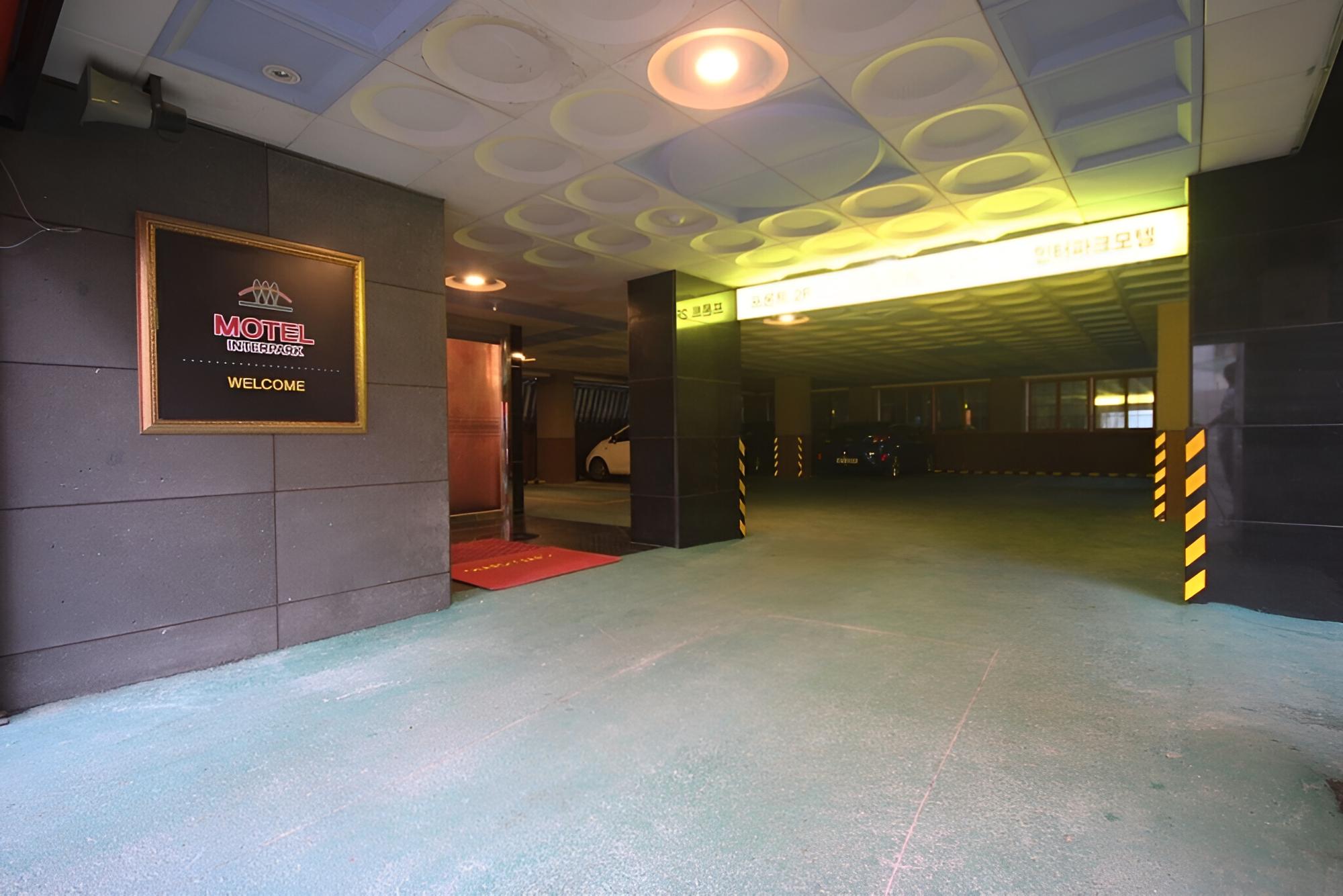 Busan Oncheonjang Interpark view 3