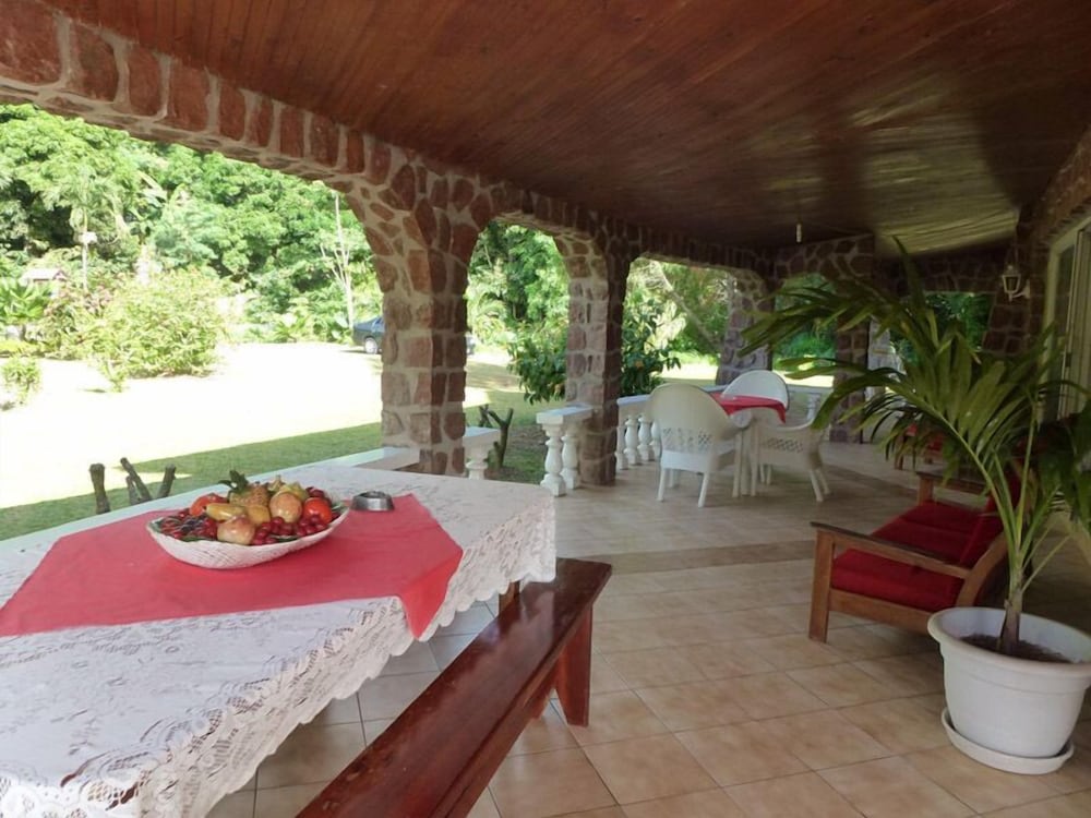 Chez Muriel Guest House