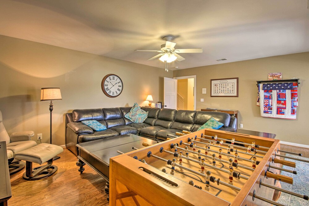 Luxe Lakefront Apartment w/ Shared Pool & Dock!