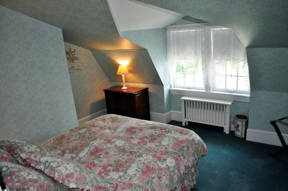 Bar Harbor Vacations - Stone Throw Cottage - Property Image 22