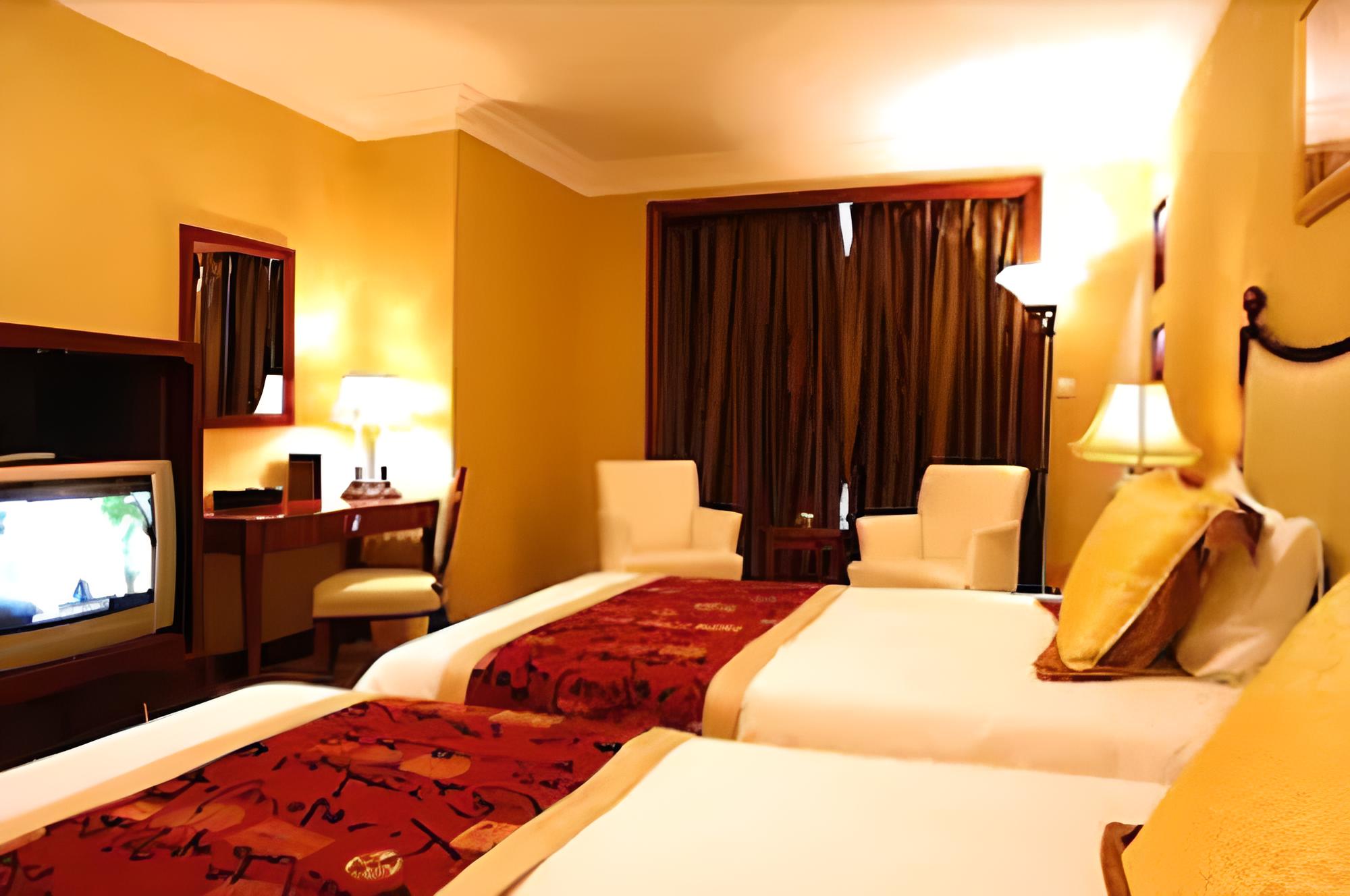 The Bund Riverside Hotel