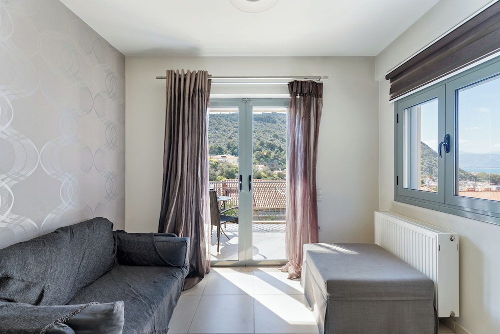 Aerinon Guesthouse photo 5