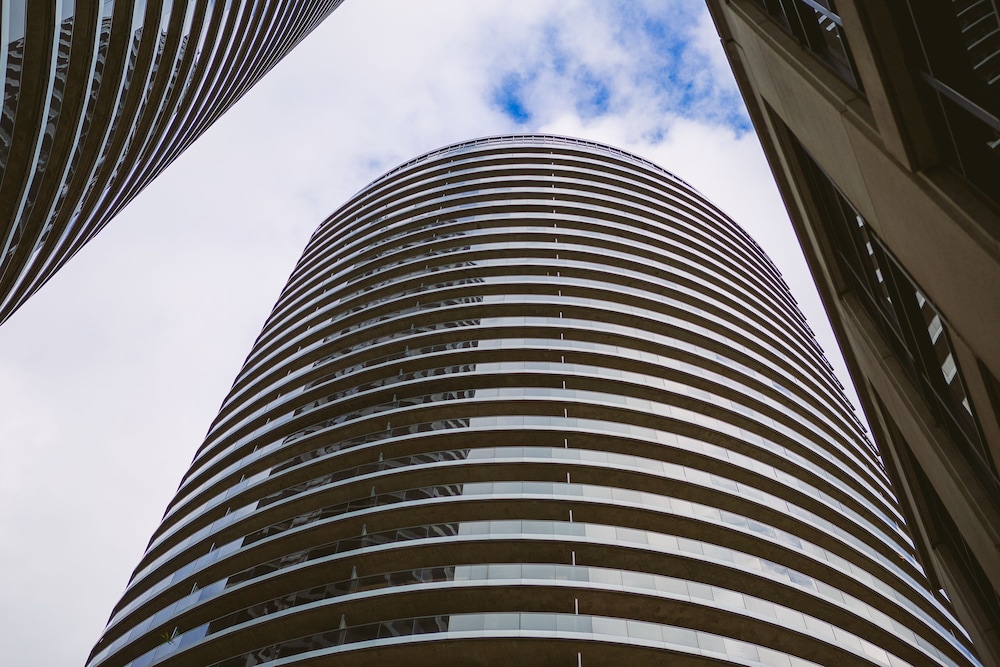 QuickStay - Incredible Downtown Condo, Yonge & College - Image 4