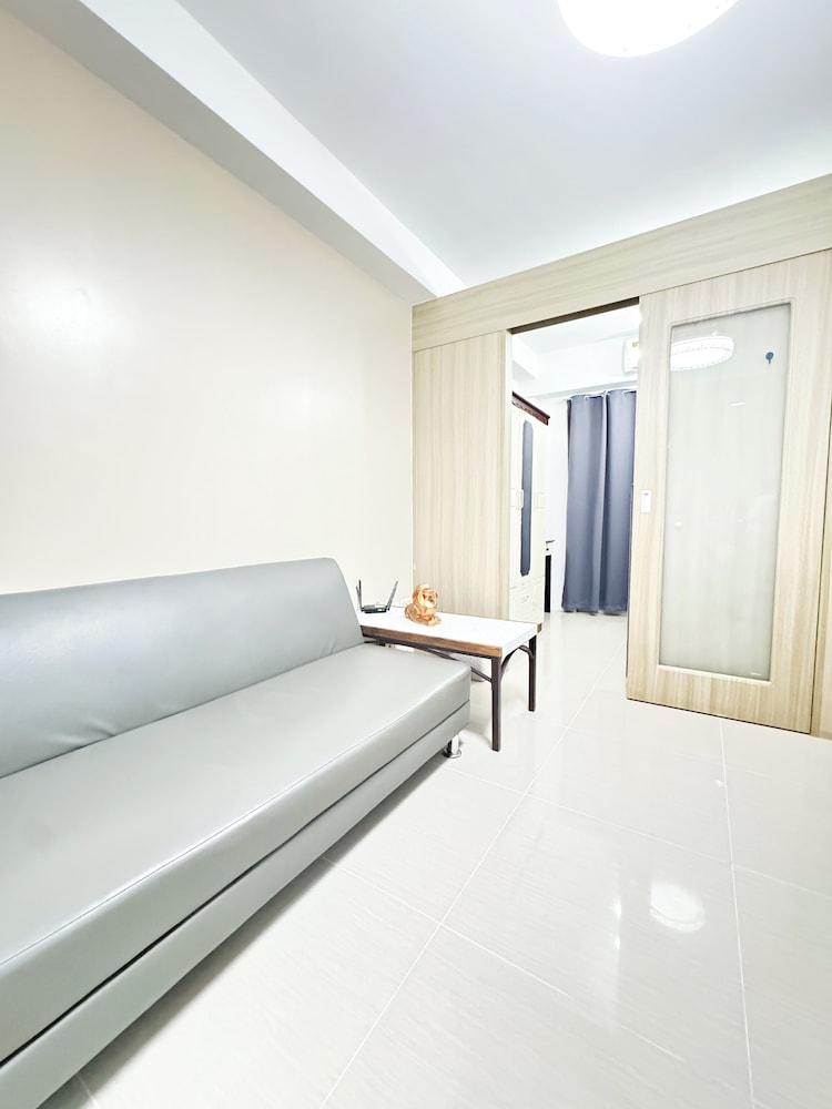 Shore Residences Tower A/B Main Lobby Entrance
