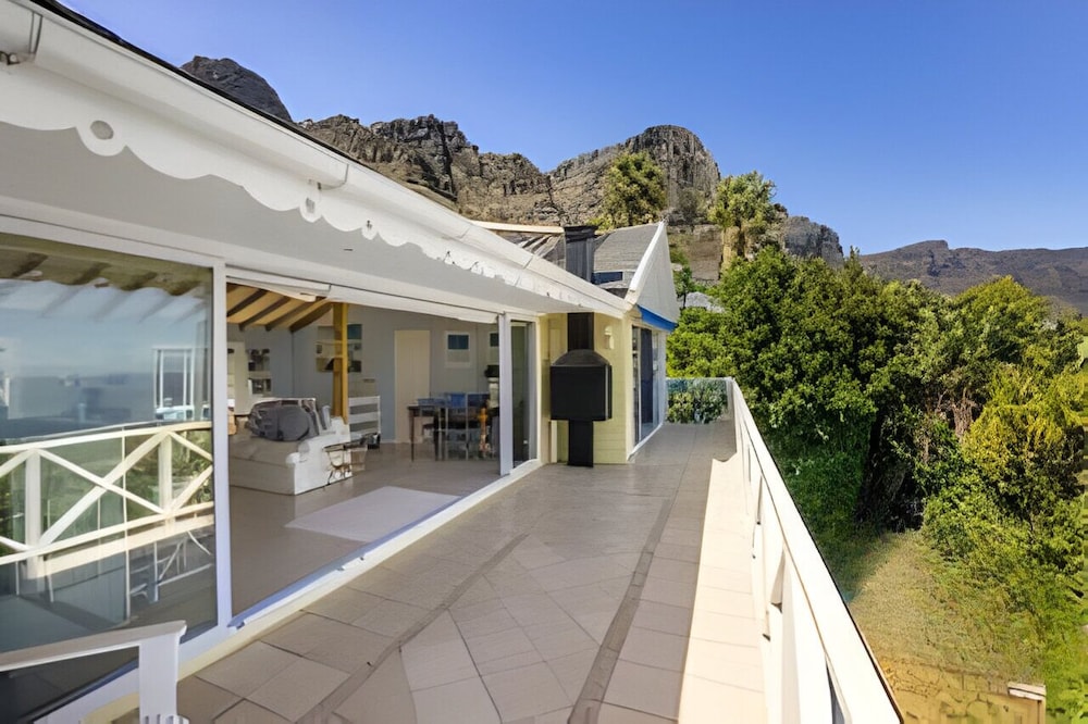 Cape Rose Cottage