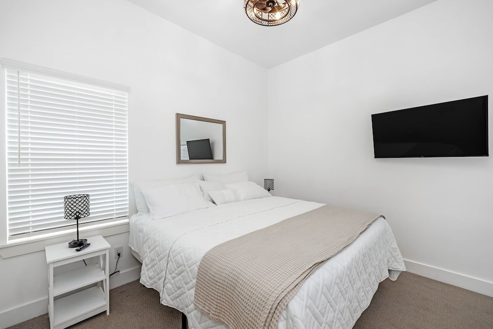 Mini G 2 Bedroom Home