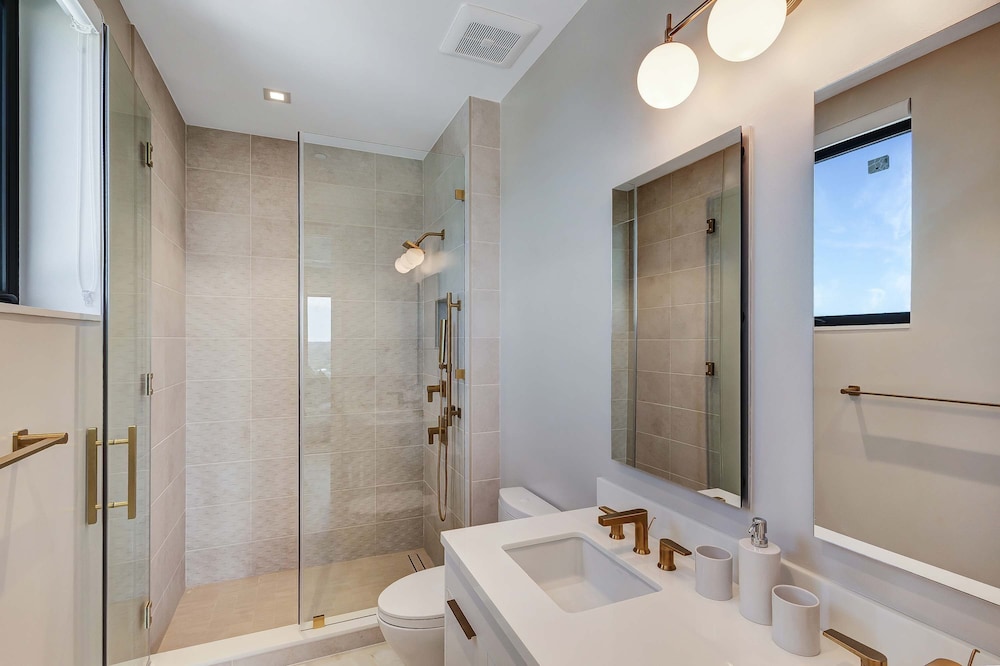 Aqualina 1101 Penthouse
