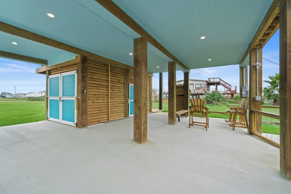 Coral Mountain by Ryson Vacation Rentals