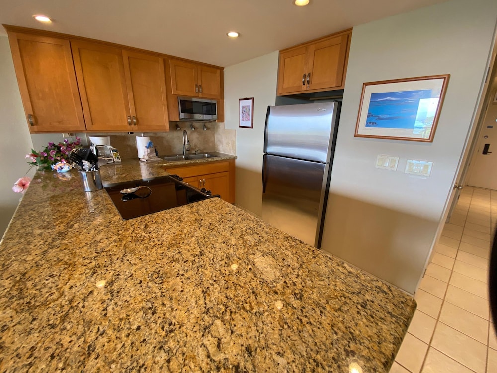 Kahana Villa F405 in Lahaina