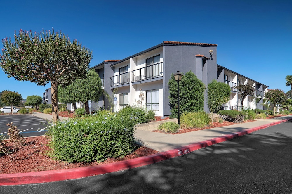 Morgan Hill Vacations - Quality Inn Suites South San Jose / Morgan Hill - Property Image 16