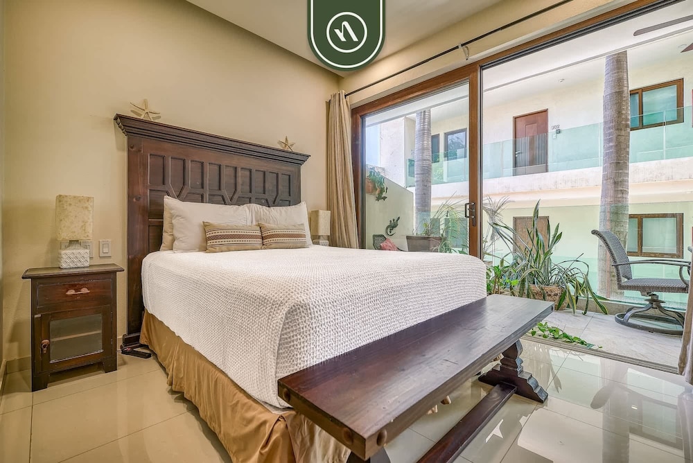1 BR Condo in Romantic Zone - Amazing Rooftop Pool