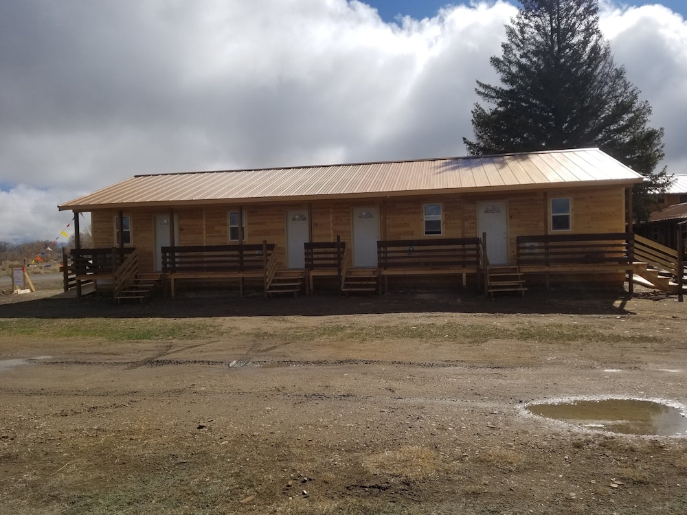 CopperLine Lodge