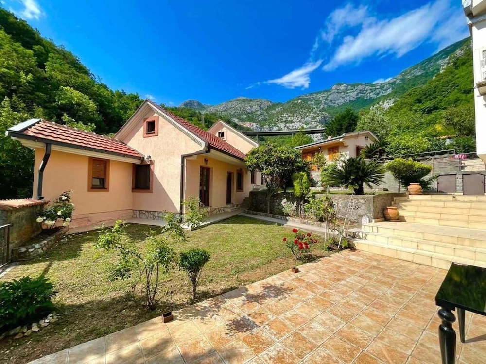 Family Resort Canj view 2
