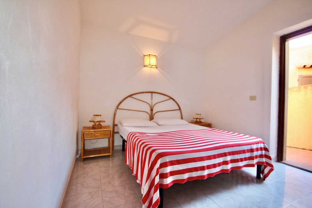 Residence in Costa Paradiso photo 2