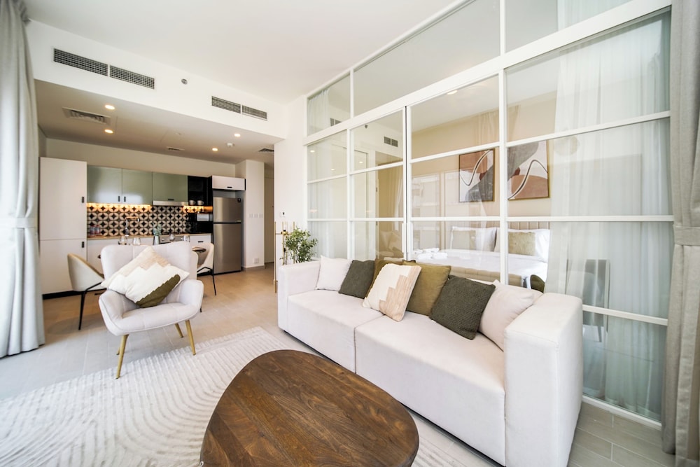 PVH - 2BR Golfville Dubai Hills