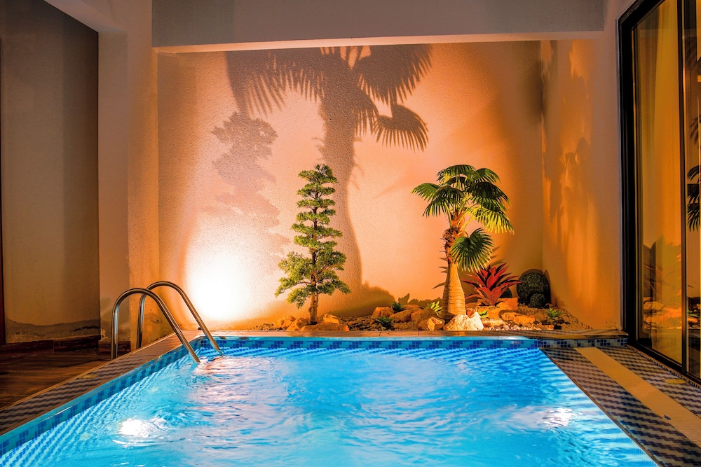 The Land Resort