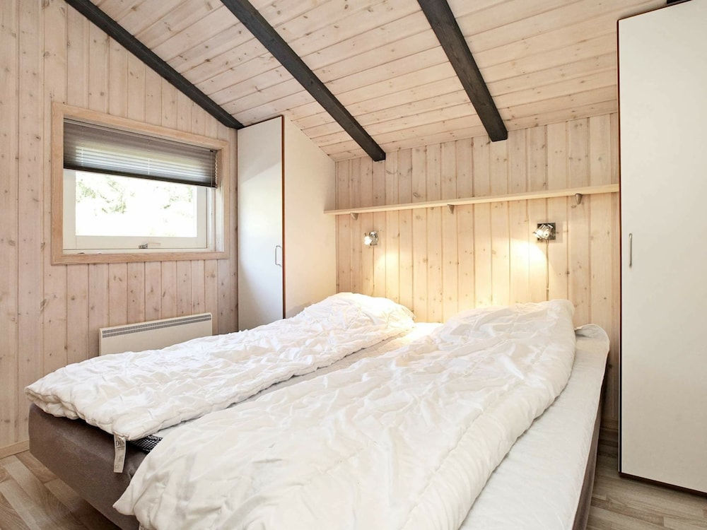 8 Person Holiday Home in Blavand view 4