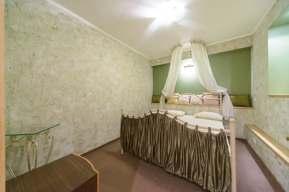 Kiev Accommodation Hotel Service