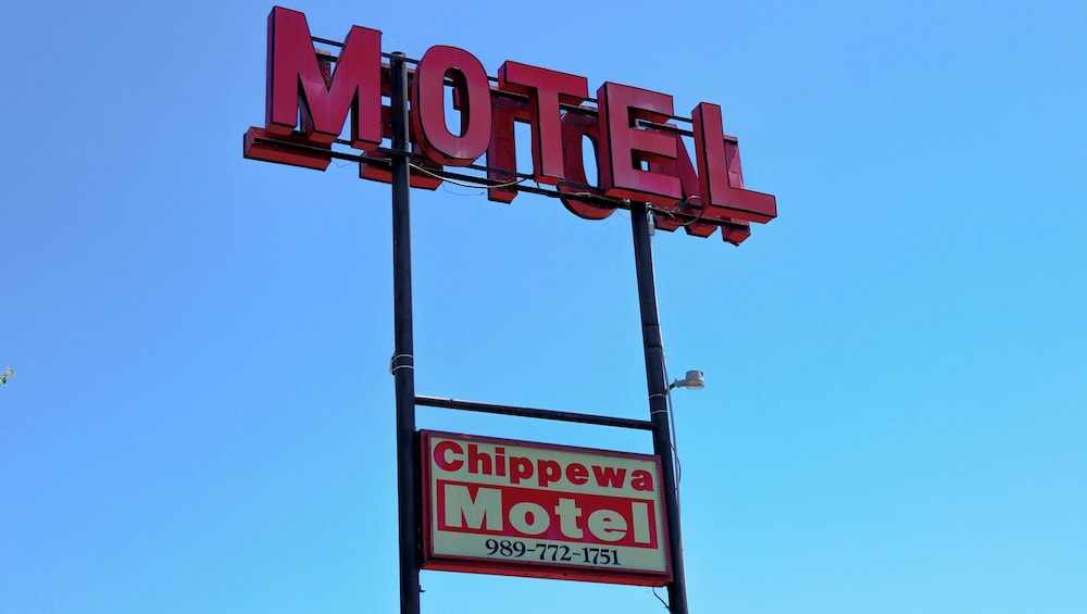 Mount Pleasant Vacations - Chippewa Motel - Property Image 3