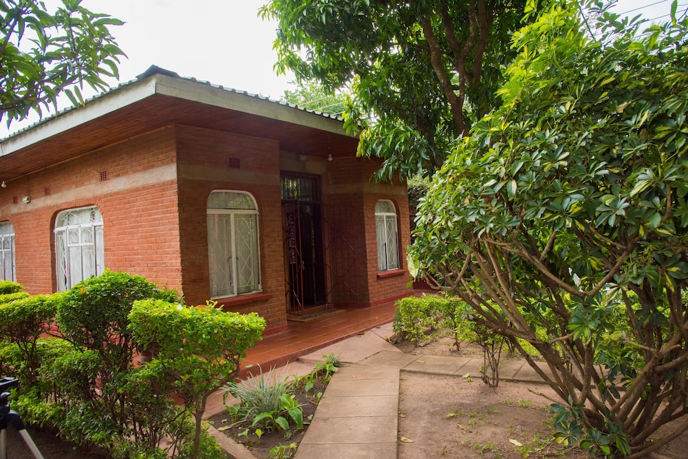 Nelly's Guesthouse, photo 12