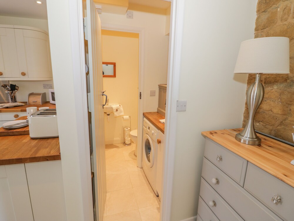 Bumble Cottage