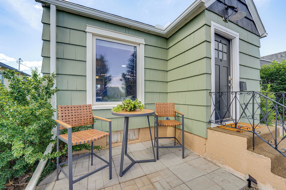 2 Mi to Dtwn: Family Home in Cheyenne!