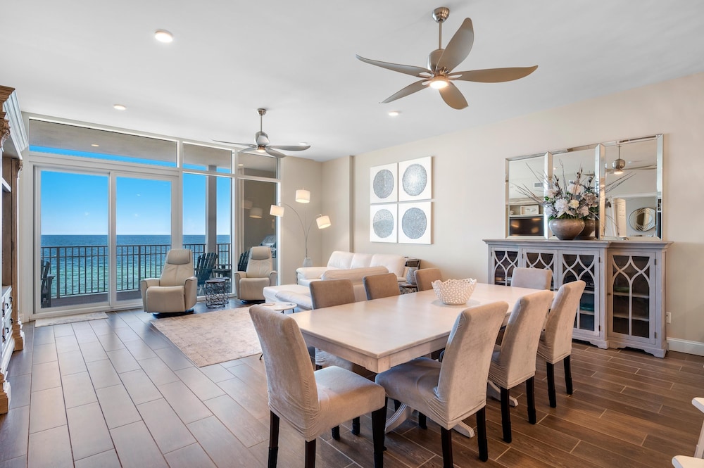 Vista Del Mar 406