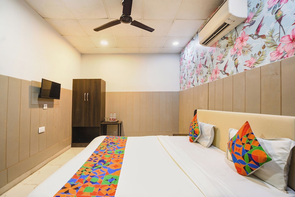 Fabhotel Mannat Paschim Vihar