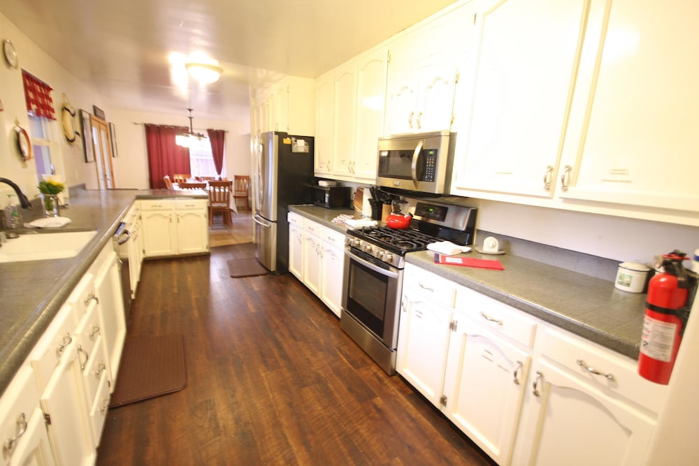 Lake Tahoe Vacations - Mv25: Waterfront Tahoe Keys Home -30 Days Minimum - Property Image 39