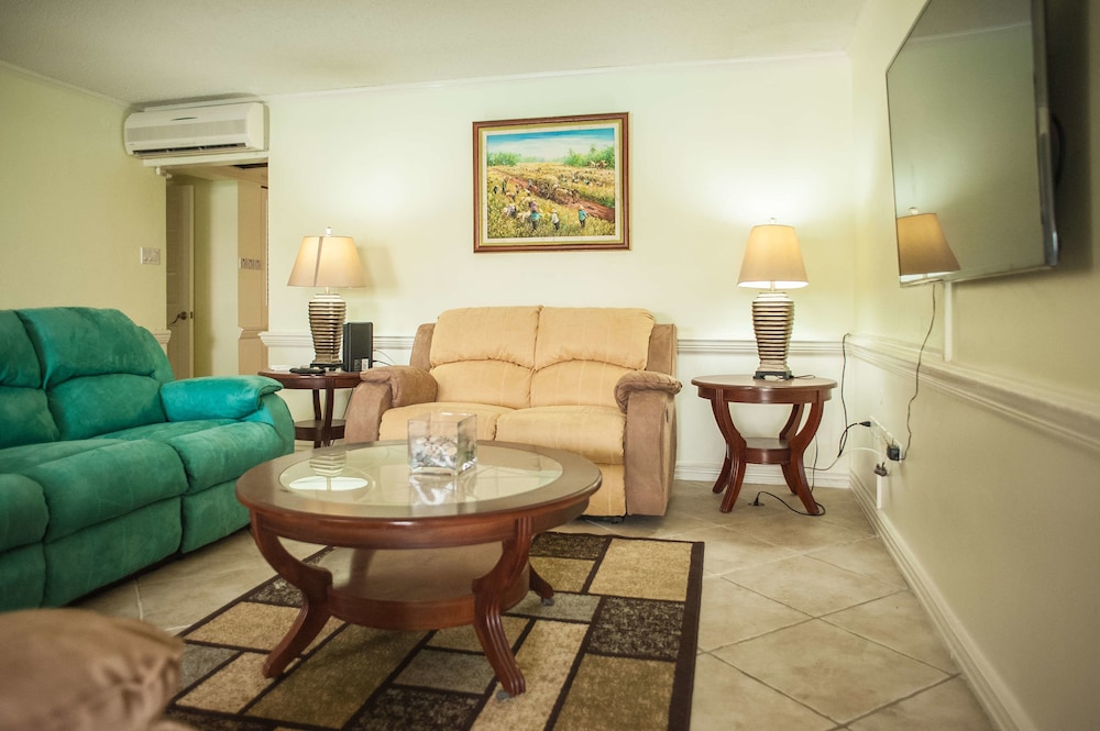 Seawind On the Bay - Apartments