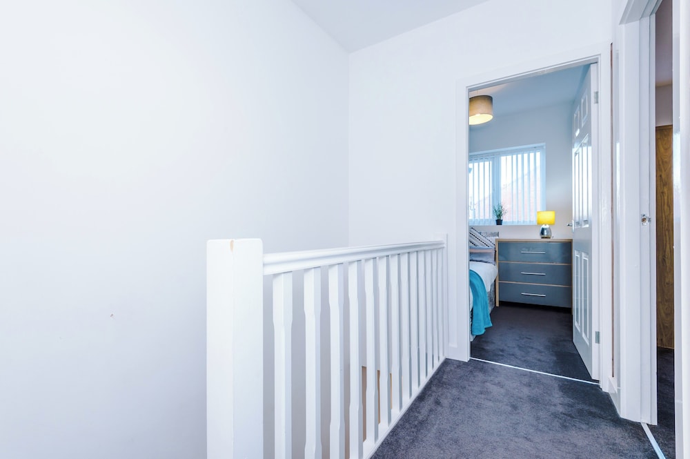 3 Bed-sleeps 5-garden-parking