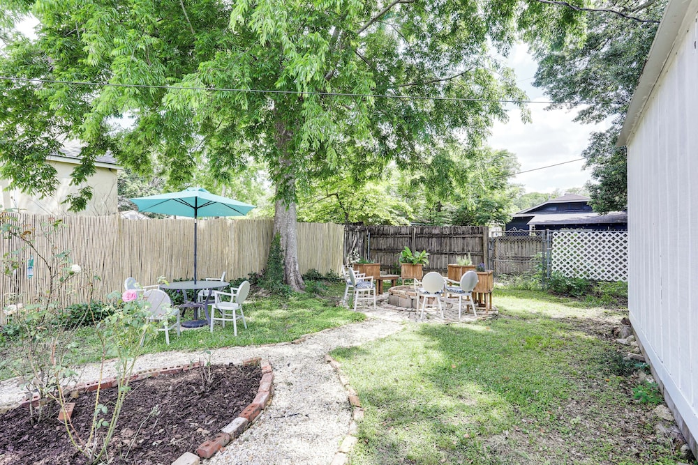 2 Mi to Lsu: Mid City Home w/ Yard & Patio!