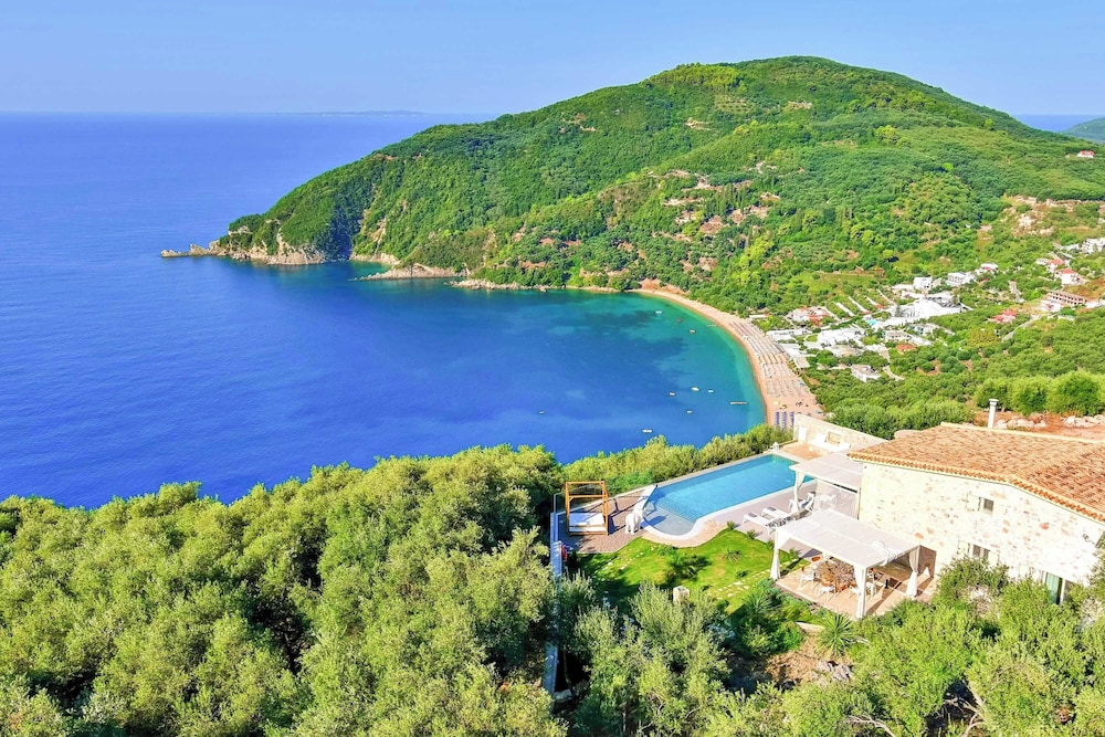Horizon Blue Villa