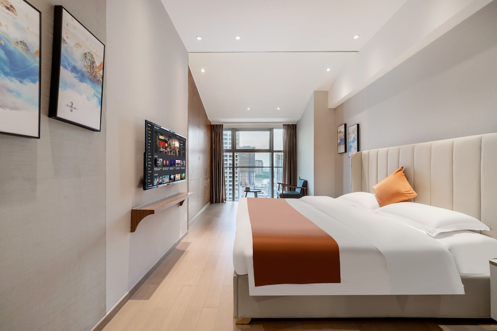 Xizhengjia Apartment Hotel (Guangzhou Financial City Keyun Road subway station store)