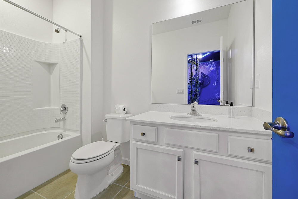 Luxury and Sophisticated 15 BR Ensuite