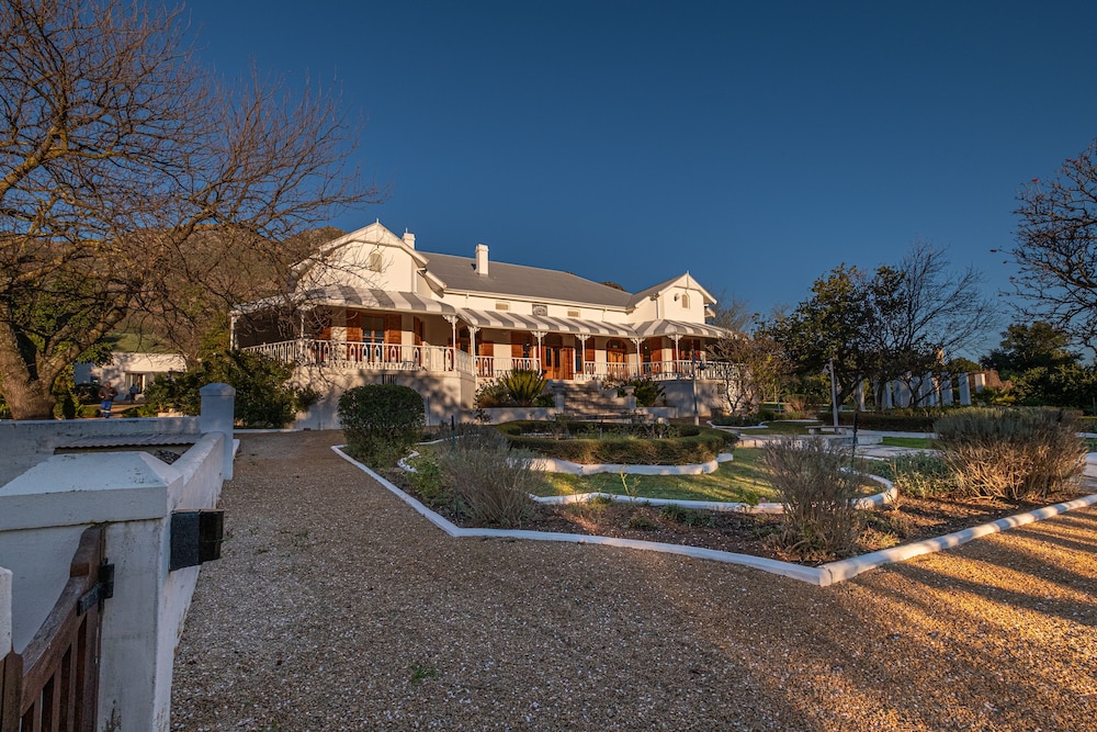 Merindol Manor